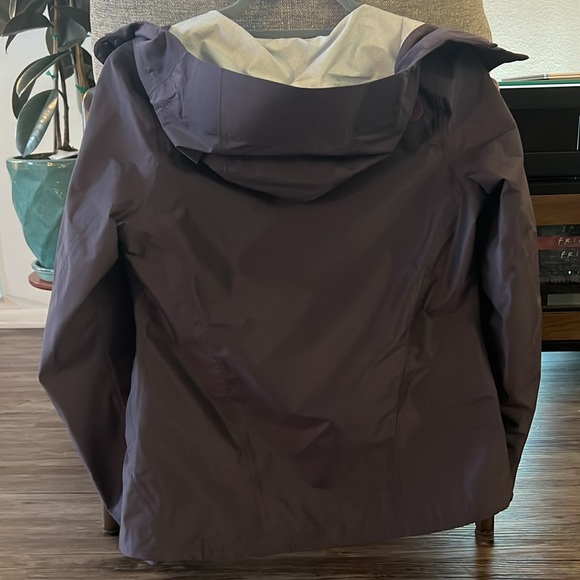 MARMOT Rain Jacket - Picture 4 of 5